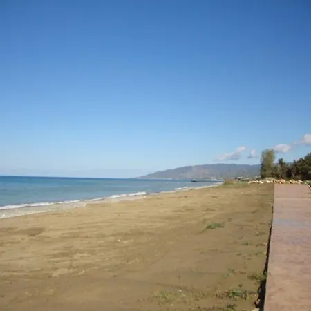 Βίλα Saraliana Sandy - Heated Pool - Jacuzzi - Private Area