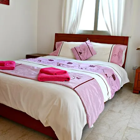 Saraliana Sandy - Heated Pool - Jacuzzi - Private Area