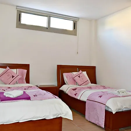 Saraliana Sandy - Heated Pool - Jacuzzi - Private Area Villa