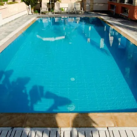 别墅 Saraliana Sandy - Heated Pool - Jacuzzi - Private Area