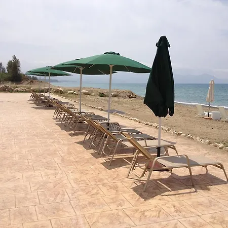 Saraliana Sandy - Heated Pool - Jacuzzi - Private Area *