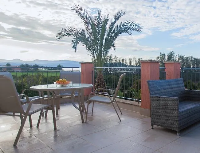 Saraliana Sandy - Heated Pool - Jacuzzi - Private Area * 폴리스